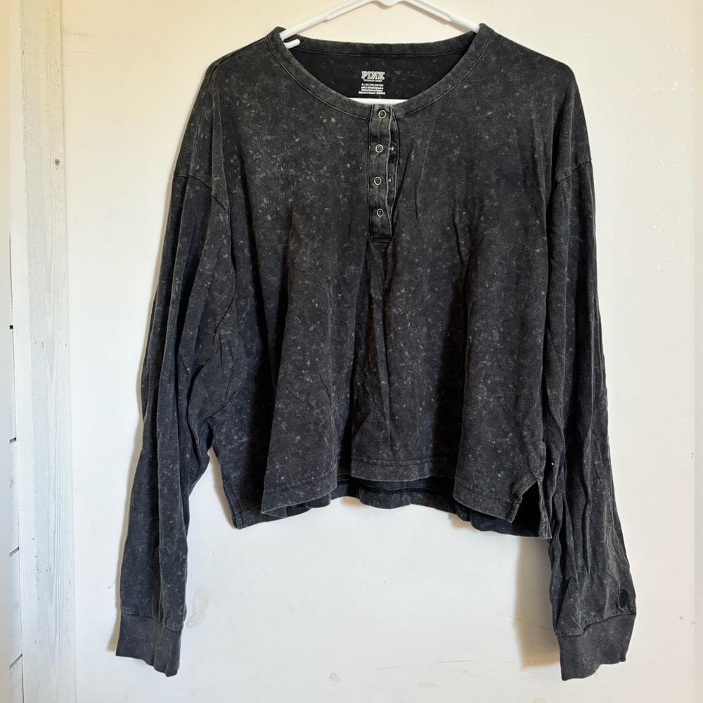 PINK Women’s Grey Long Sleeve Shirt